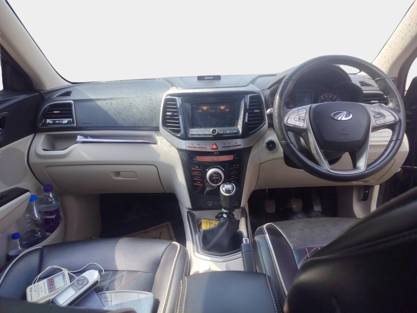 2022 Mahindra XUV300 W8 1.5 DIESEL, Diesel, Manual, 1,03,299 km, interior