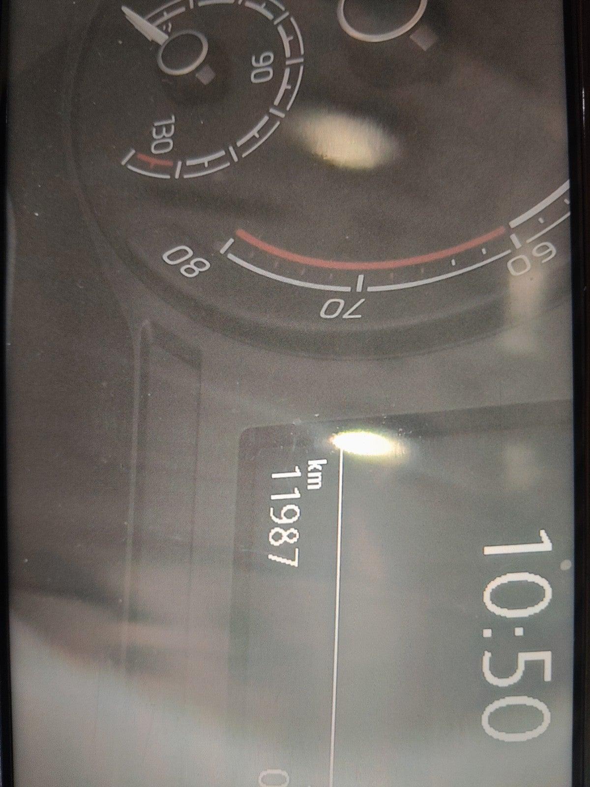 2023 Skoda KUSHAQ AMBITION 1.0L TSI AT, Petrol, Automatic, 11,987 km, interior