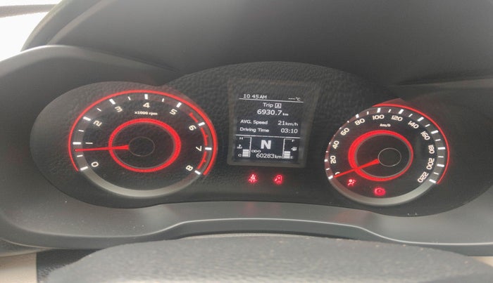 2021 Mahindra XUV300 W8 (O) 1.2 PETROL, Petrol, Manual, 60,283 km, interior