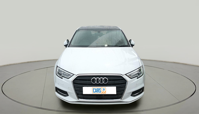 2018 Audi A3 35 TFSI TECHNOLOGY, Petrol, Automatic, 65,000 km, exterior