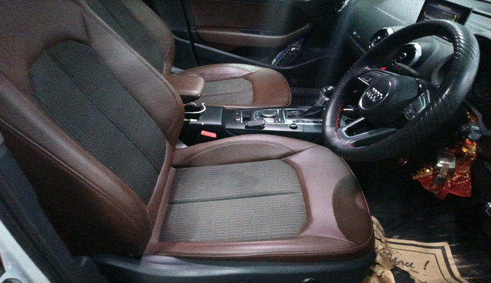 2018 Audi A3 35 TFSI TECHNOLOGY, Petrol, Automatic, 65,000 km, interior