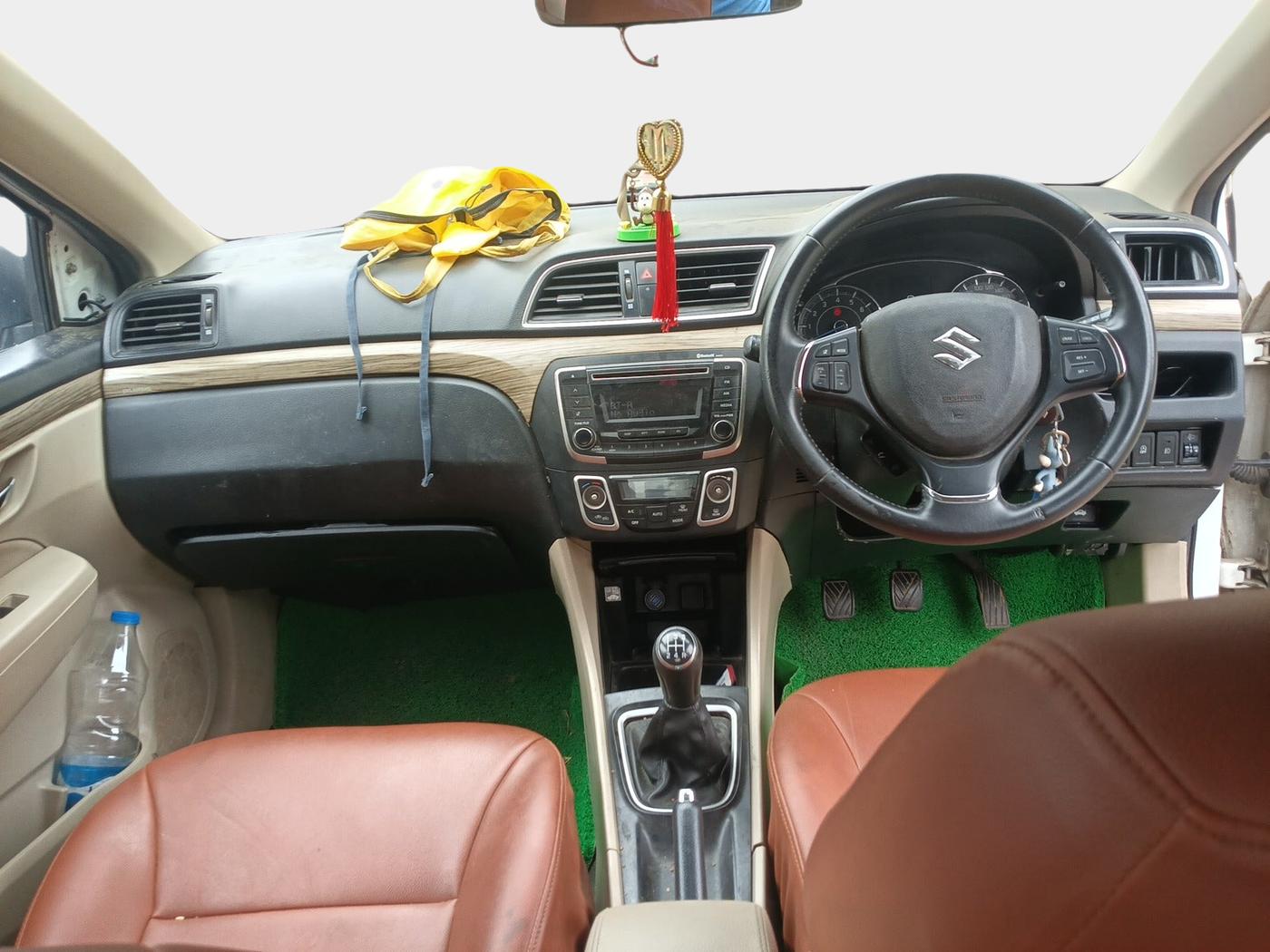 2020 Maruti Ciaz DELTA 1.5 SHVS MT PETROL, Petrol, Manual, 8,01,997 km, interior