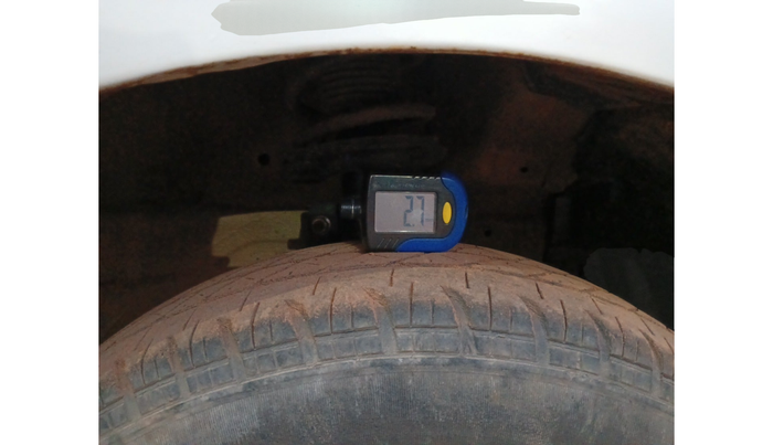 2016 Maruti Swift VXI, Petrol, Manual, 67,957 km, tyre