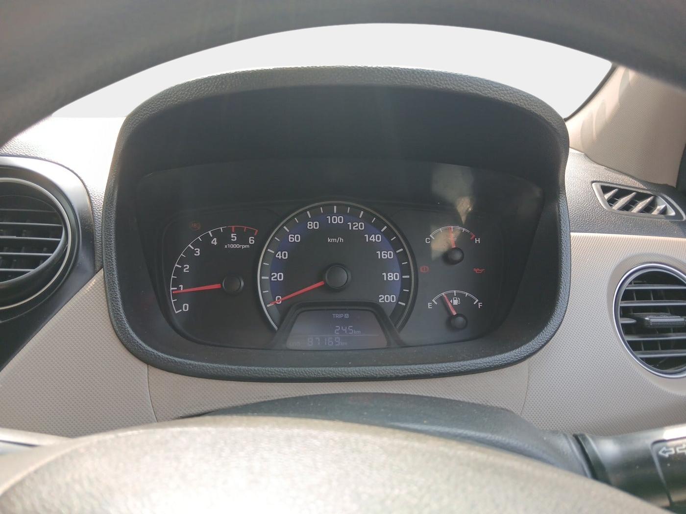 2016 Hyundai Xcent S 1.1 CRDI, Diesel, Manual, 87,169 km, interior