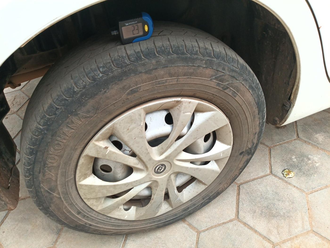 2022 Maruti Swift Dzire TOUR S-CNG (O), Petrol, Manual, 48,176 km, tyre