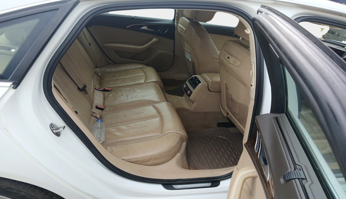 2014 Audi A6 35 TDI PREMIUM PLUS, Diesel, Manual, 1,02,850 km, interior