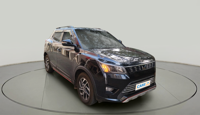 2024 Mahindra XUV300 W8 (O) 1.2 PETROL AMT, Petrol, Automatic, 22,104 km, exterior