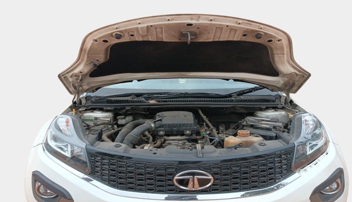 2019 Tata NEXON XZA PLUS PETROL DUAL TONE, Petrol, Automatic, 70,090 km, exterior