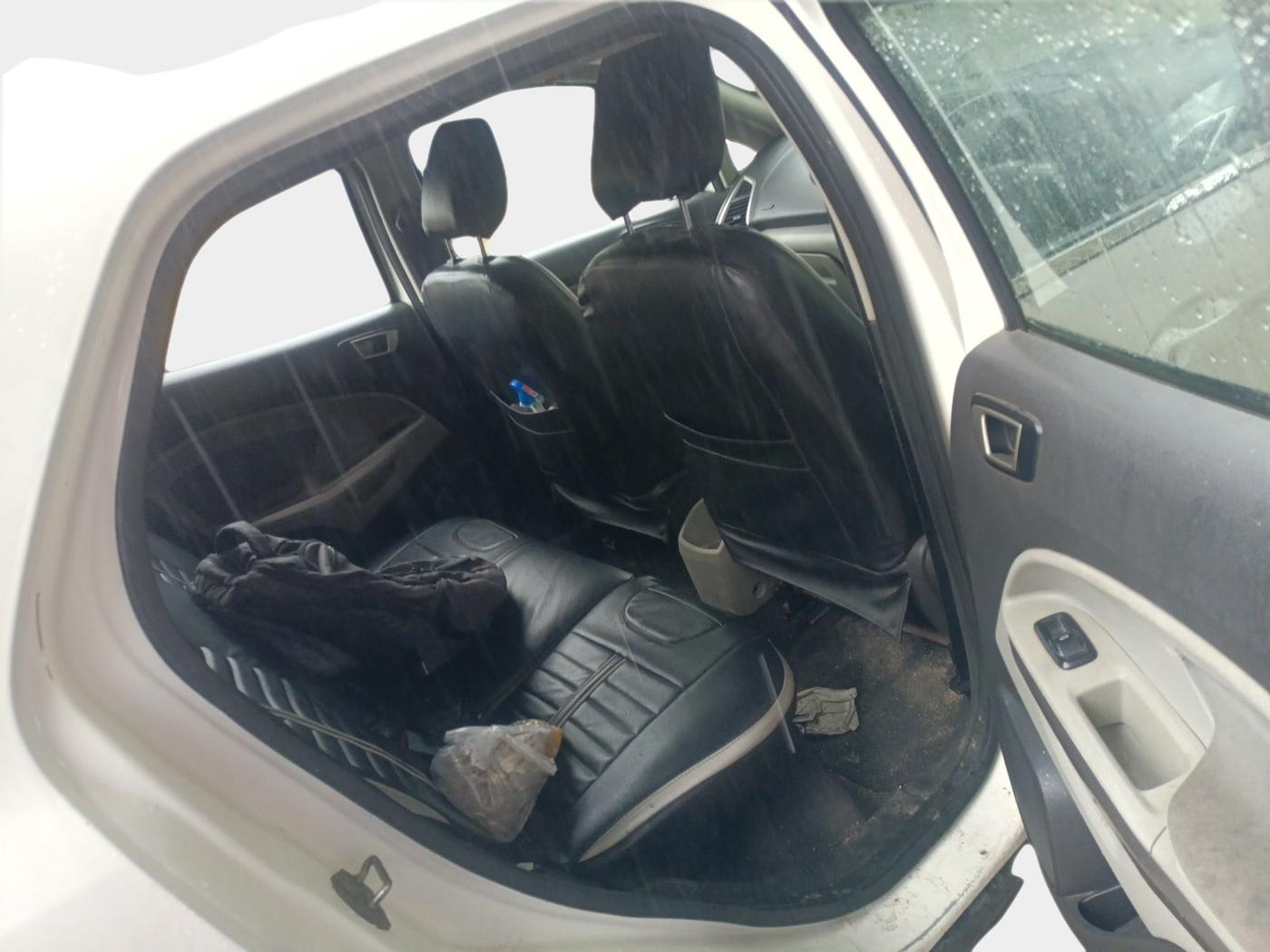 2013 Ford Ecosport TREND 1.5L DIESEL, Diesel, Manual, 1,46,243 km, interior
