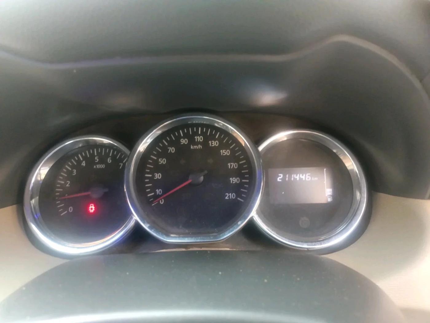 2016 Nissan Terrano XL (D), Diesel, Manual, 2,11,446 km, interior