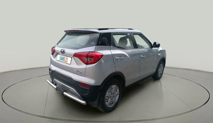 2022 Mahindra XUV300 W4 1.2 PETROL, Petrol, Manual, 32,557 km, exterior