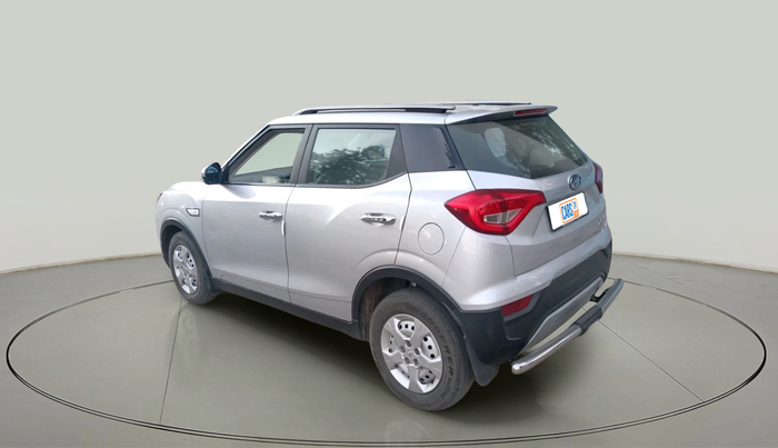 2022 Mahindra XUV300 W4 1.2 PETROL, Petrol, Manual, 32,557 km, exterior