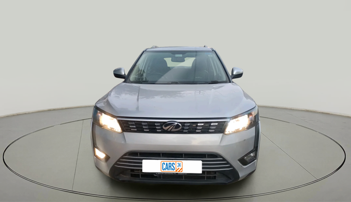 2022 Mahindra XUV300 W4 1.2 PETROL, Petrol, Manual, 32,557 km, exterior