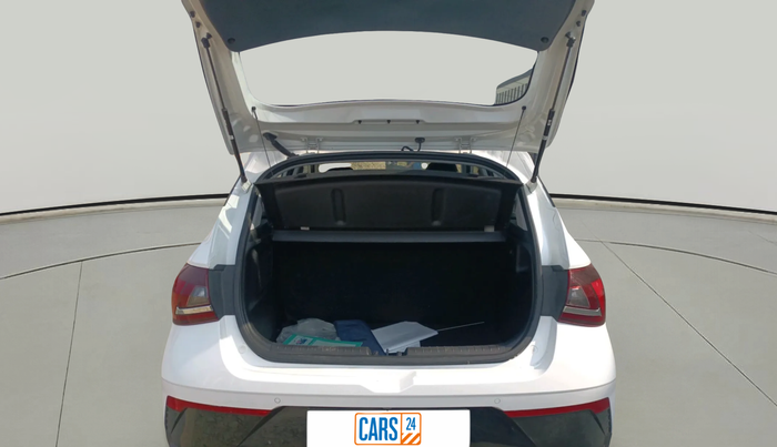 2024 Hyundai NEW I20 ASTA (O) 1.2 IVT, Petrol, Automatic, 10,331 km, exterior