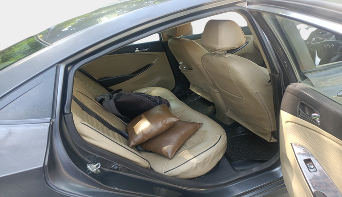2012 Hyundai Verna FLUIDIC 1.6 CRDI SX, Diesel, Manual, 1,41,701 km, interior
