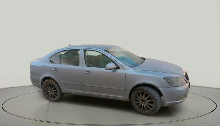 2011 Skoda Laura AMBIENTE 2.0 TDI CR MT, Diesel, Manual, 1,06,125 km, exterior