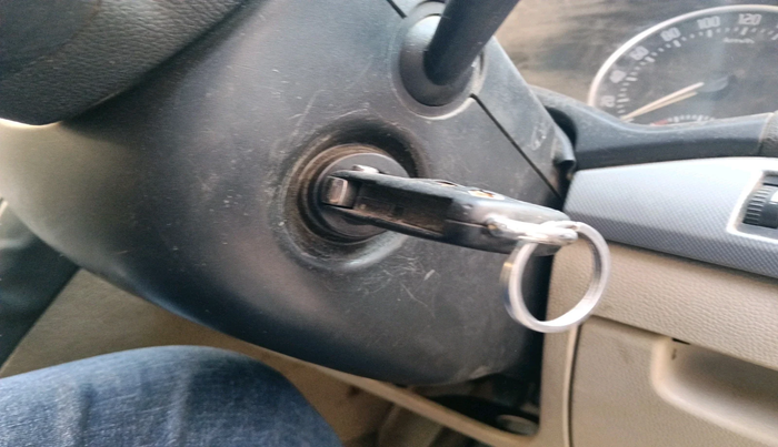 2011 Skoda Laura AMBIENTE 2.0 TDI CR MT, Diesel, Manual, 1,06,125 km, interior