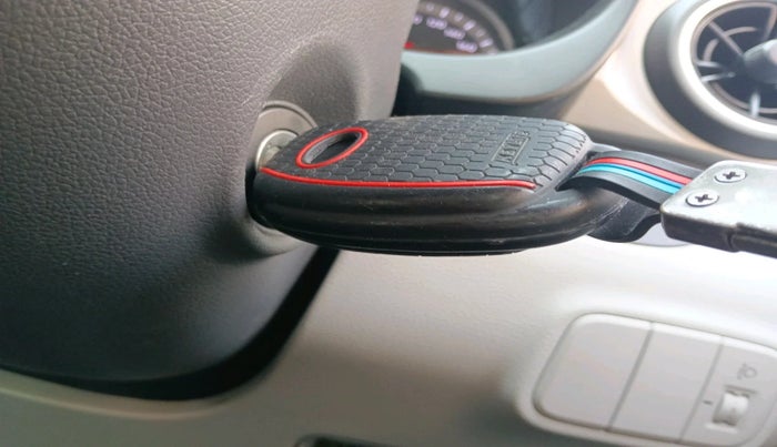 2024 Hyundai GRAND I10 NIOS MAGNA 1.2 KAPPA VTVT, Petrol, Manual, 6,094 km, interior