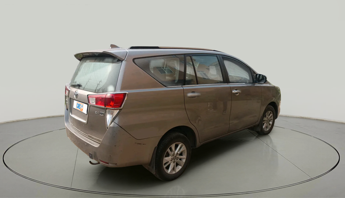 2016 Toyota Innova Crysta 2.4 VX 8 STR, Diesel, Manual, 1,13,230 km, exterior