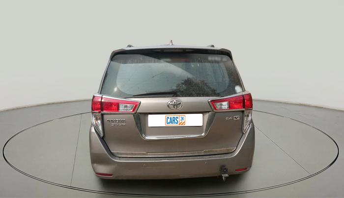 2016 Toyota Innova Crysta 2.4 VX 8 STR, Diesel, Manual, 1,13,230 km, exterior