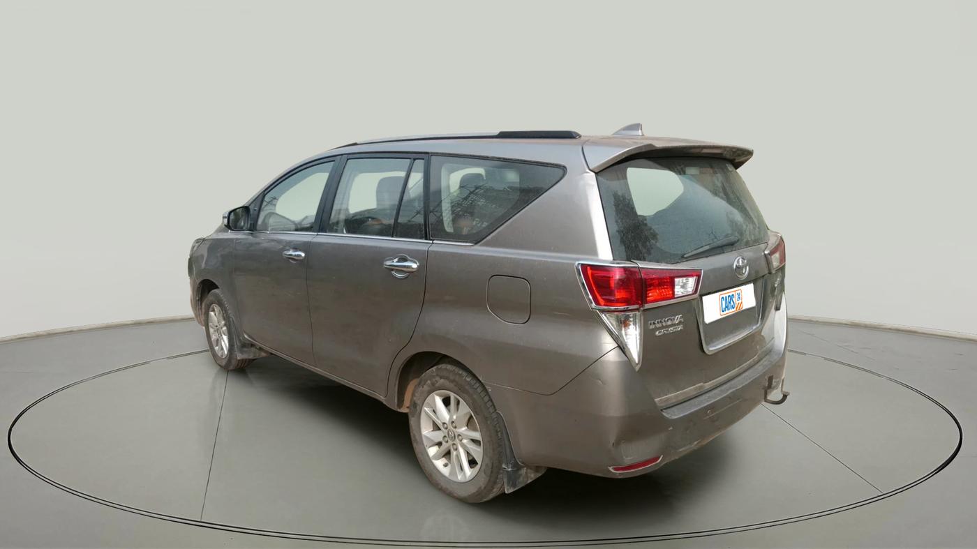 2016 Toyota Innova Crysta 2.4 VX 8 STR, Diesel, Manual, 1,13,230 km, exterior