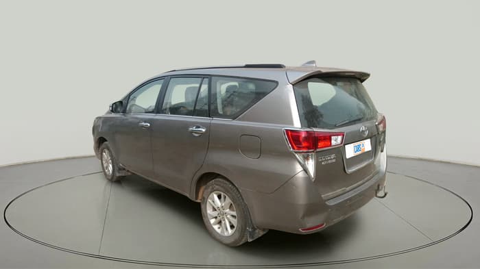 2016 Toyota Innova Crysta 2.4 VX 8 STR, Diesel, Manual, 1,13,230 km, exterior