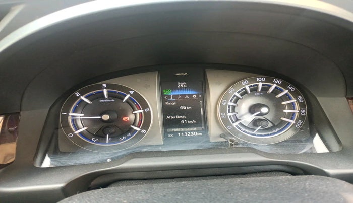 2016 Toyota Innova Crysta 2.4 VX 8 STR, Diesel, Manual, 1,13,230 km, interior