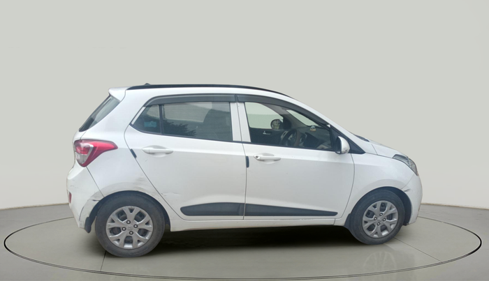 2016 Hyundai Grand i10 SPORTZ 1.2 KAPPA VTVT, Petrol, Manual, 1,39,395 km, exterior