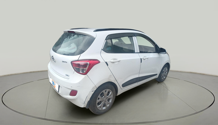 2016 Hyundai Grand i10 SPORTZ 1.2 KAPPA VTVT, Petrol, Manual, 1,39,395 km, exterior