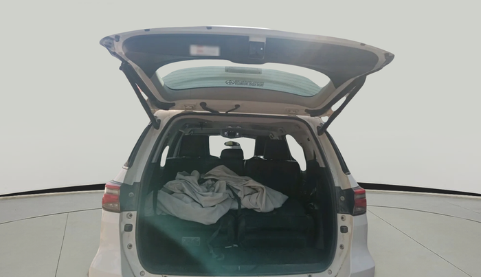 2023 Toyota Fortuner 4X2 AT 2.8 DIESEL, Diesel, Automatic, 25,266 km, exterior