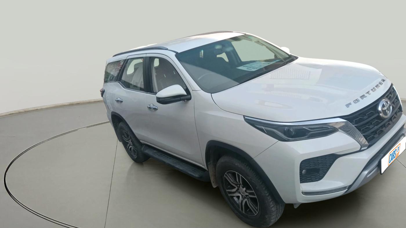 2023 Toyota Fortuner 4X2 AT 2.8 DIESEL, Diesel, Automatic, 26,200 km, exterior