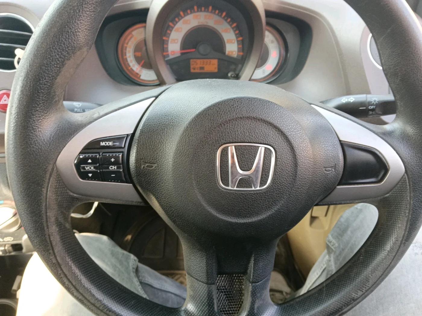 2013 Honda Brio S MT, Petrol, Manual, 51,333 km, interior