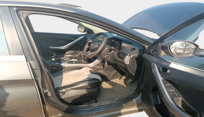 2023 Tata NEXON XM PETROL, Petrol, Manual, 14,371 km, interior