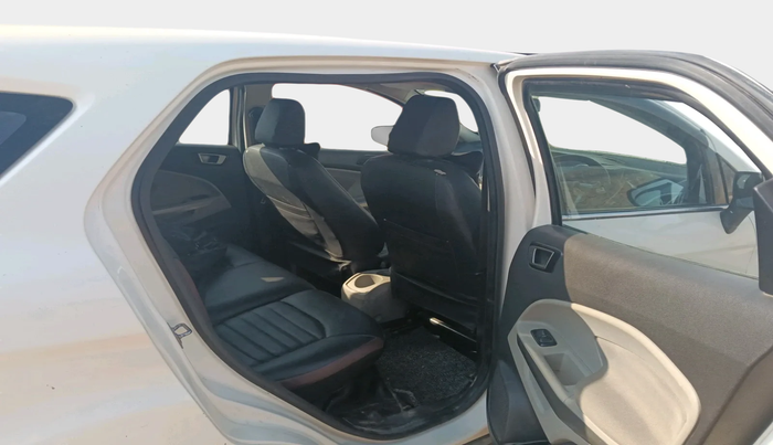 2016 Ford Ecosport TREND 1.5L DIESEL, Diesel, Manual, 1,00,001 km, interior