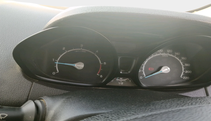 2016 Ford Ecosport TREND 1.5L DIESEL, Diesel, Manual, 1,00,001 km, interior