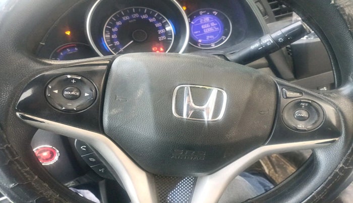 2017 Honda WR-V 1.5L I-DTEC VX MT, Diesel, Manual, 1,66,618 km, interior