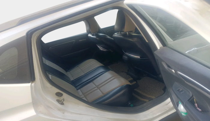 2017 Honda WR-V 1.5L I-DTEC VX MT, Diesel, Manual, 1,66,618 km, interior