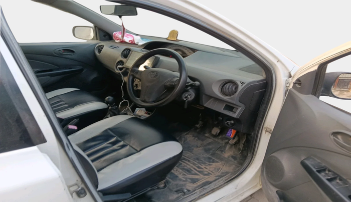 2012 Toyota Etios Liva GD, Diesel, Manual, 1,08,864 km, interior