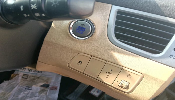 2015 Hyundai New Elantra 1.8 SX MT VTVT, Petrol, Manual, 76,677 km, interior