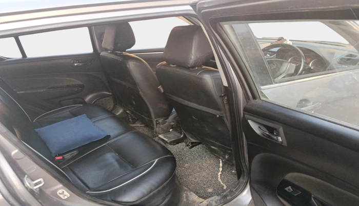 2013 Maruti Swift VXI, Petrol, Manual, 1,03,000 km, interior
