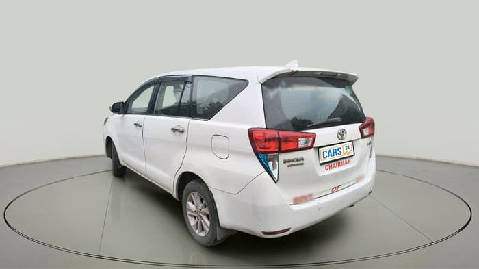 2017 Toyota Innova Crysta 2.4 VX 7 STR, Diesel, Manual, 1,56,891 km, exterior