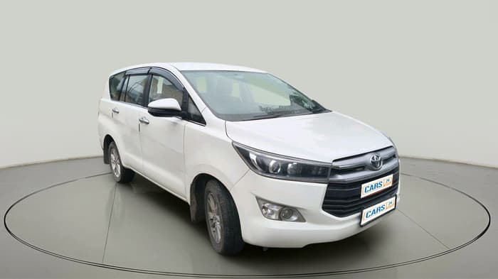 2017 Toyota Innova Crysta 2.4 VX 7 STR, Diesel, Manual, 1,56,891 km, exterior