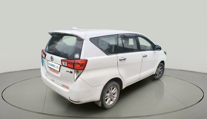 2017 Toyota Innova Crysta 2.4 VX 7 STR, Diesel, Manual, 1,56,891 km, exterior