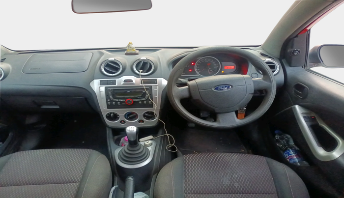 2010 Ford Figo TITANIUM 1.2 PETROL, Petrol, Manual, 1,18,208 km, interior