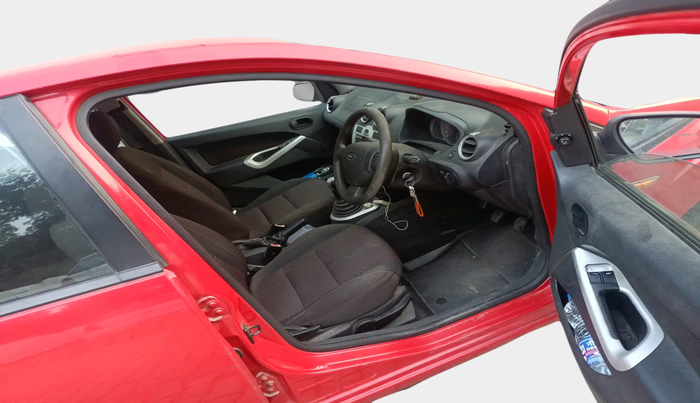 2010 Ford Figo TITANIUM 1.2 PETROL, Petrol, Manual, 1,18,208 km, interior