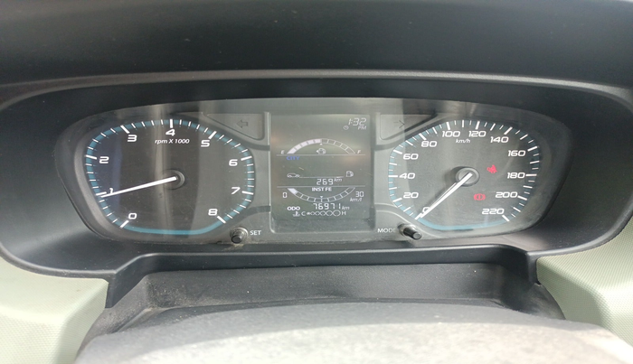 2022 Tata PUNCH ADVENTURE MT, Petrol, Manual, 80,577 km, interior