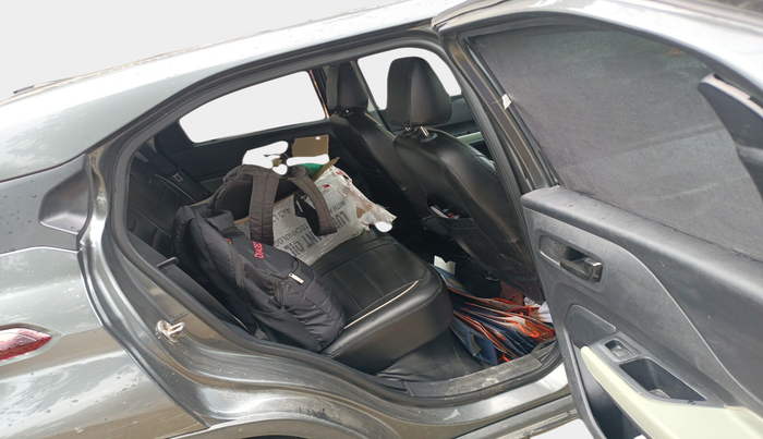 2022 Tata PUNCH ADVENTURE MT, Petrol, Manual, 80,577 km, interior
