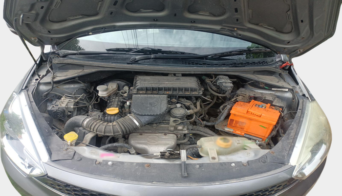 2018 Tata Tiago XZ PETROL, Petrol, Manual, 56,317 km, exterior