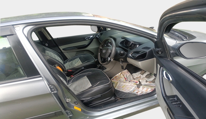 2018 Tata Tiago XZ PETROL, Petrol, Manual, 56,317 km, interior