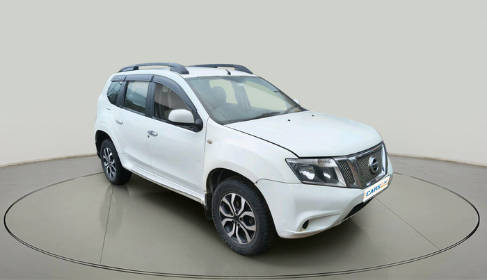 2014 Nissan Terrano XL D PLUS, Diesel, Manual, 1,31,039 km, exterior